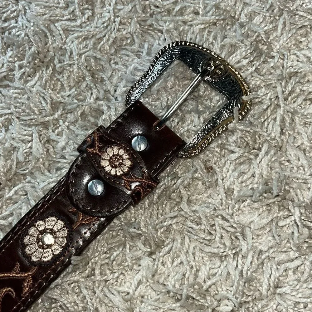 Hecho en Mexico Embossed Men’s Leather Belt, 32